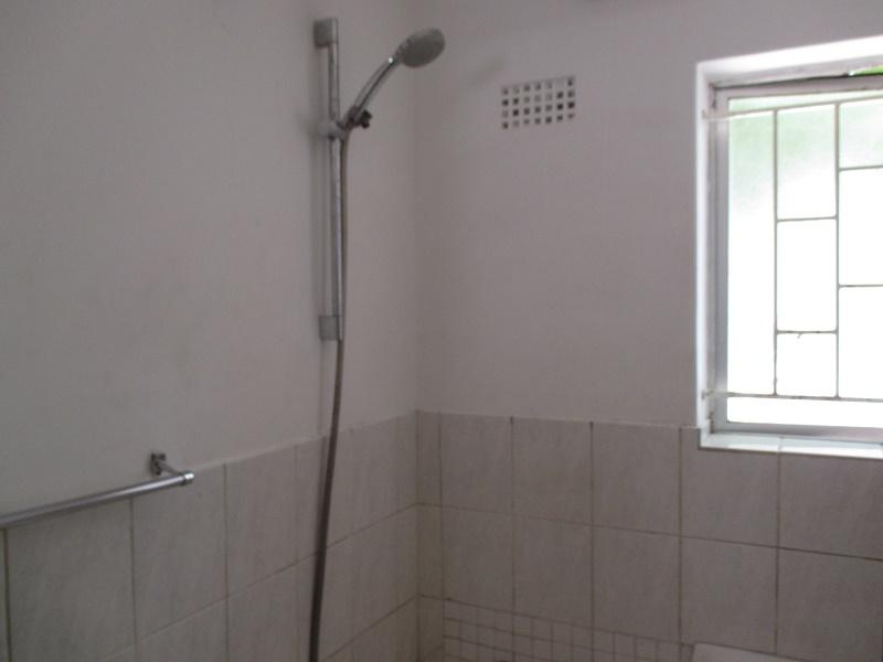 To Let 2 Bedroom Property for Rent in Paarl Western Cape